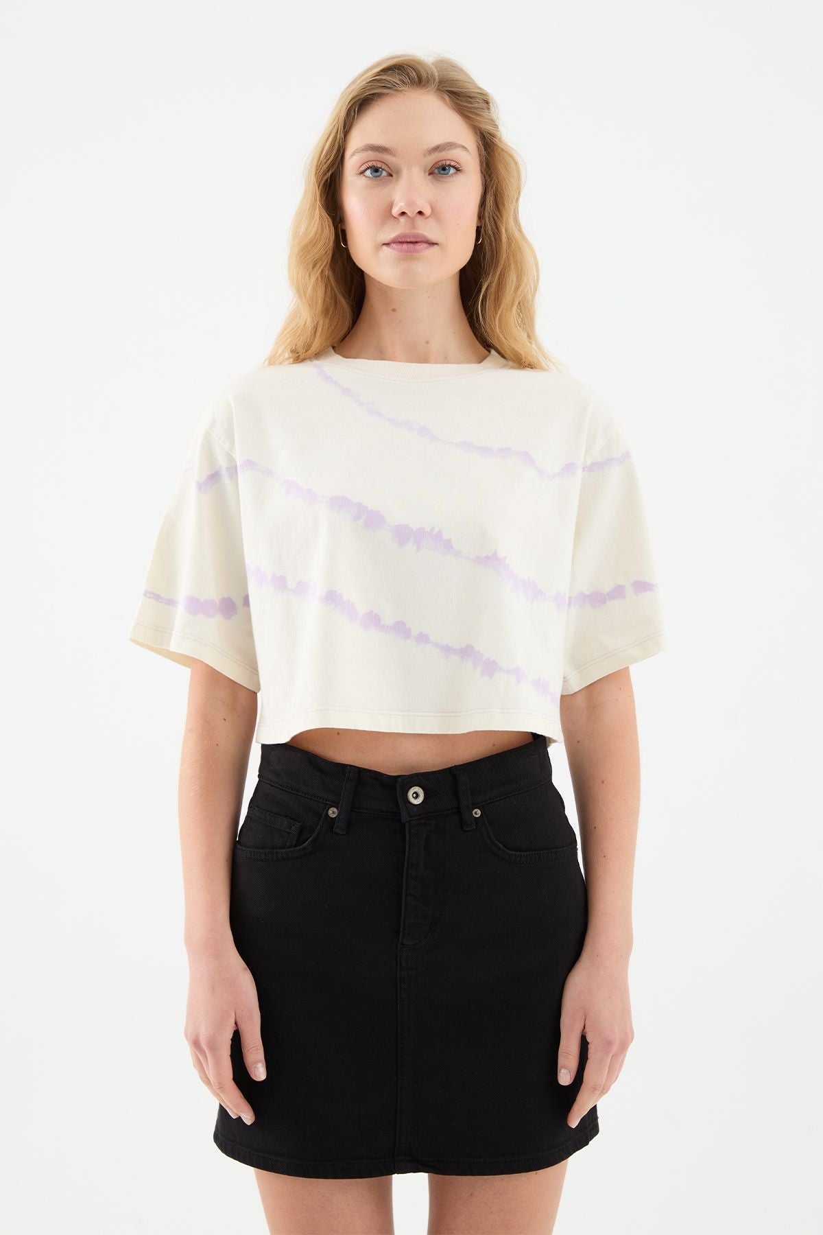 Jaen Ecru Tie Dye Women's T-shirt Product vendor