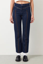 Mira Boyfriend Fit Jeans: Comfortable, stylish, and sustainable