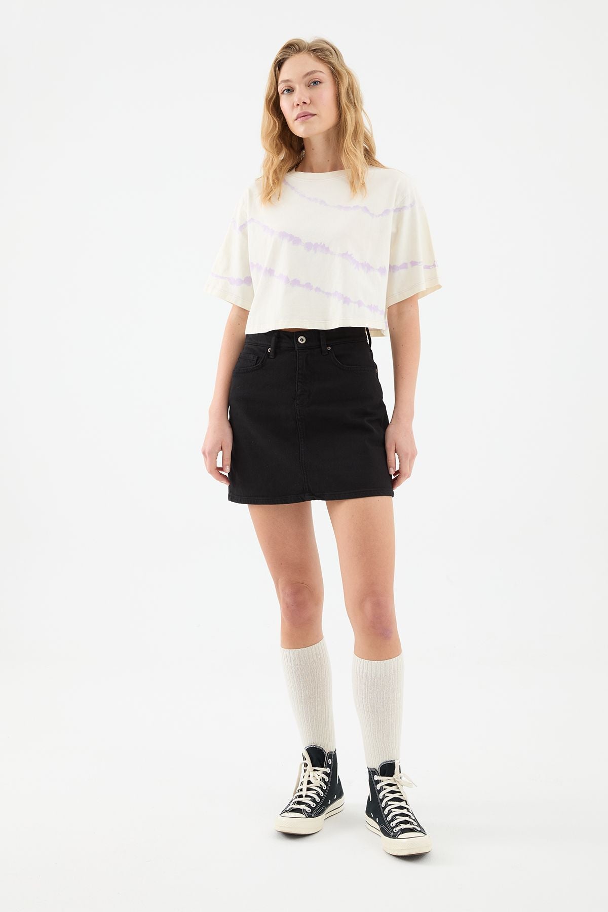 Jaen Ecru Tie Dye Women's T-shirt Product vendor