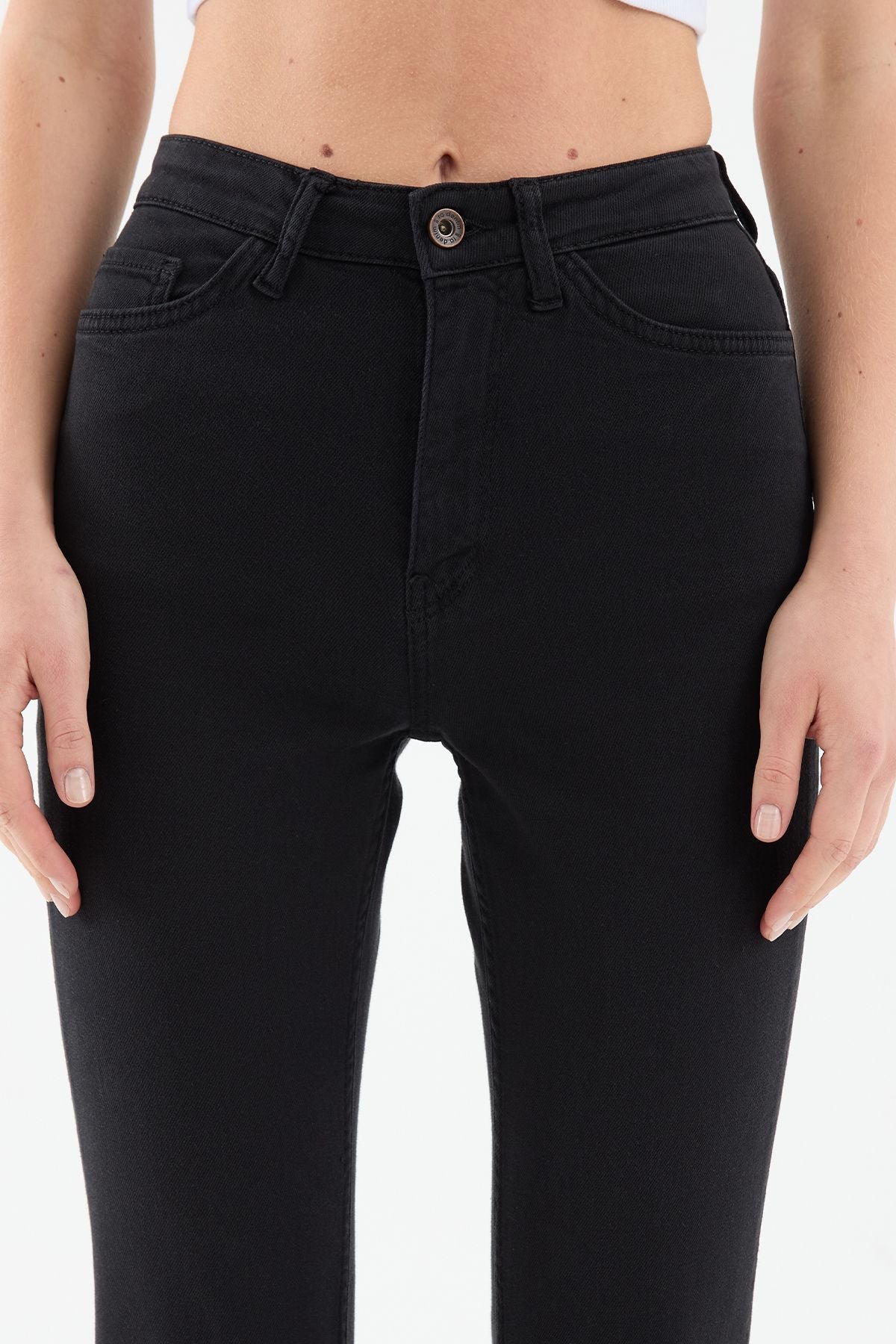 Canva Flare Fit Black Women's Jeans Product vendor