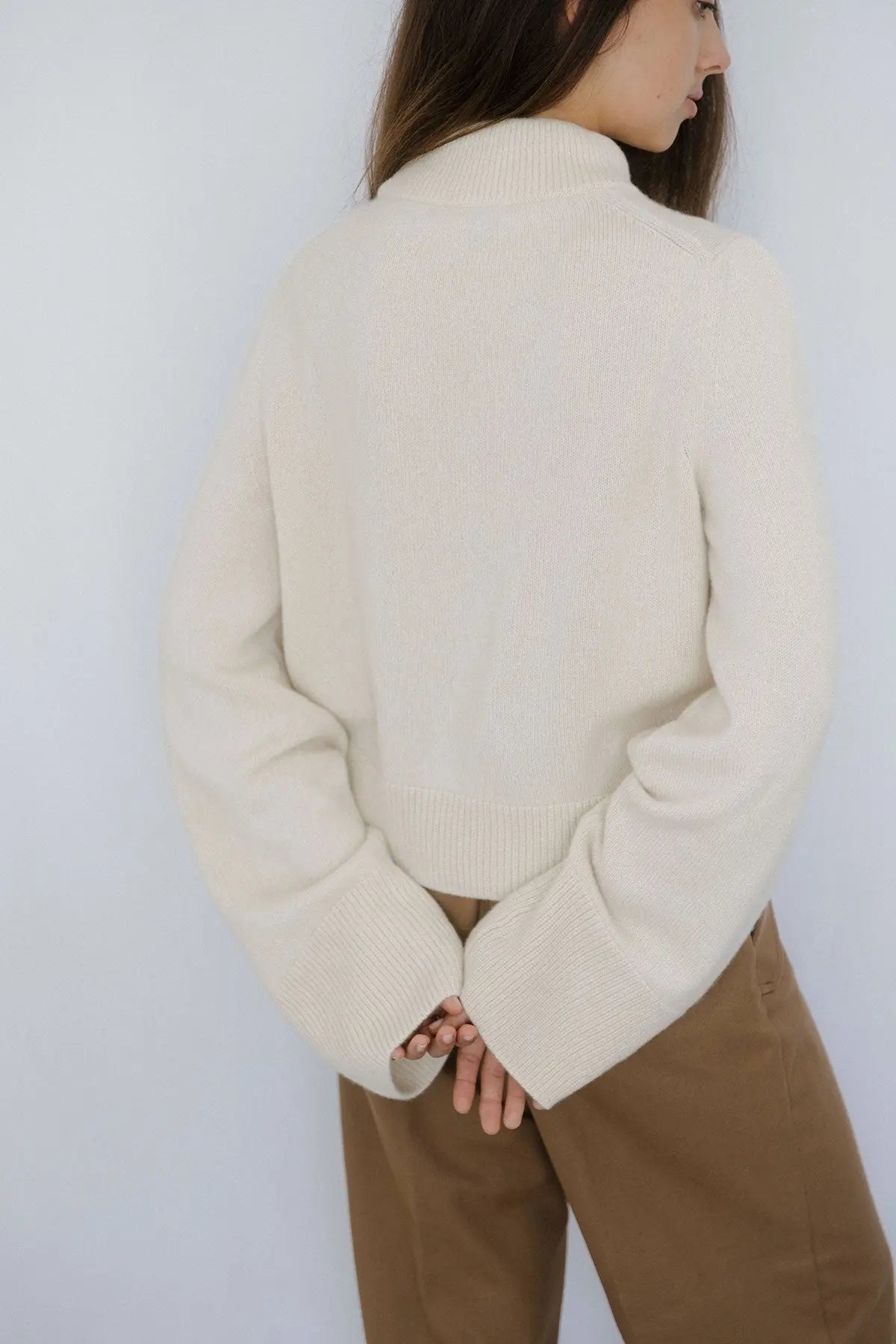 Back-view-Nuage-Casmere-Ivory-Cashmere-Pullover
