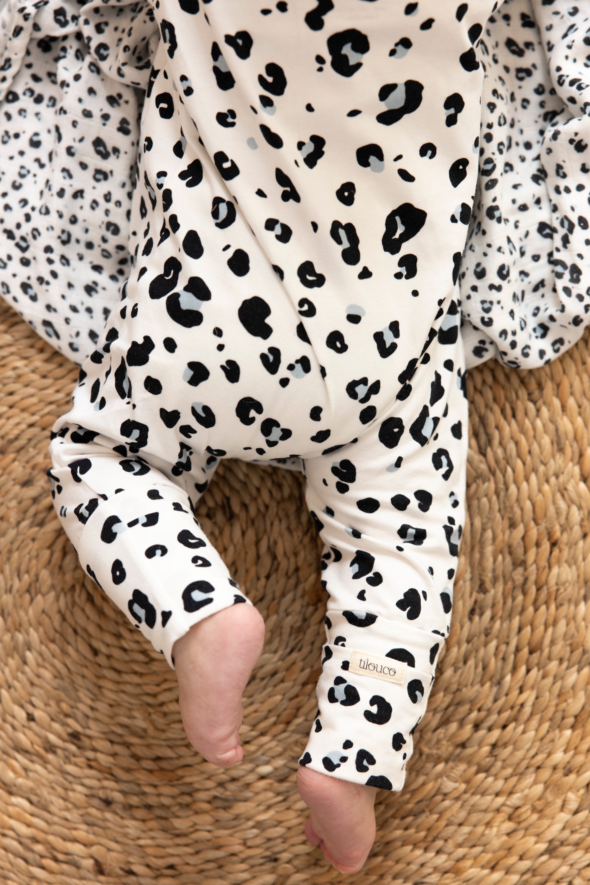 Tilouco LEO Organic Cotton Baby Jumpsuit