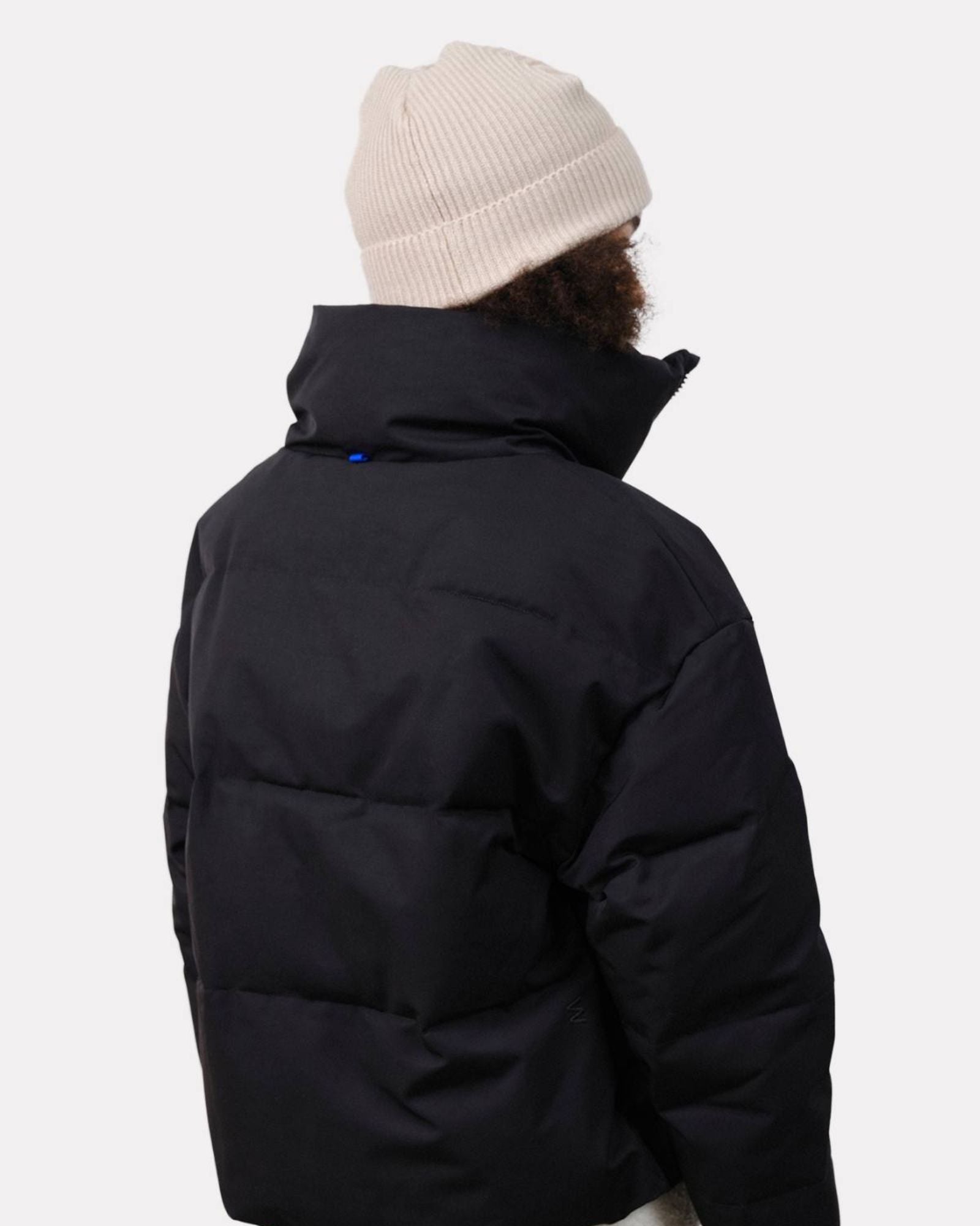 EMBASSY OF BRICKS & LOGS - LYON Puffer Jacket | Black