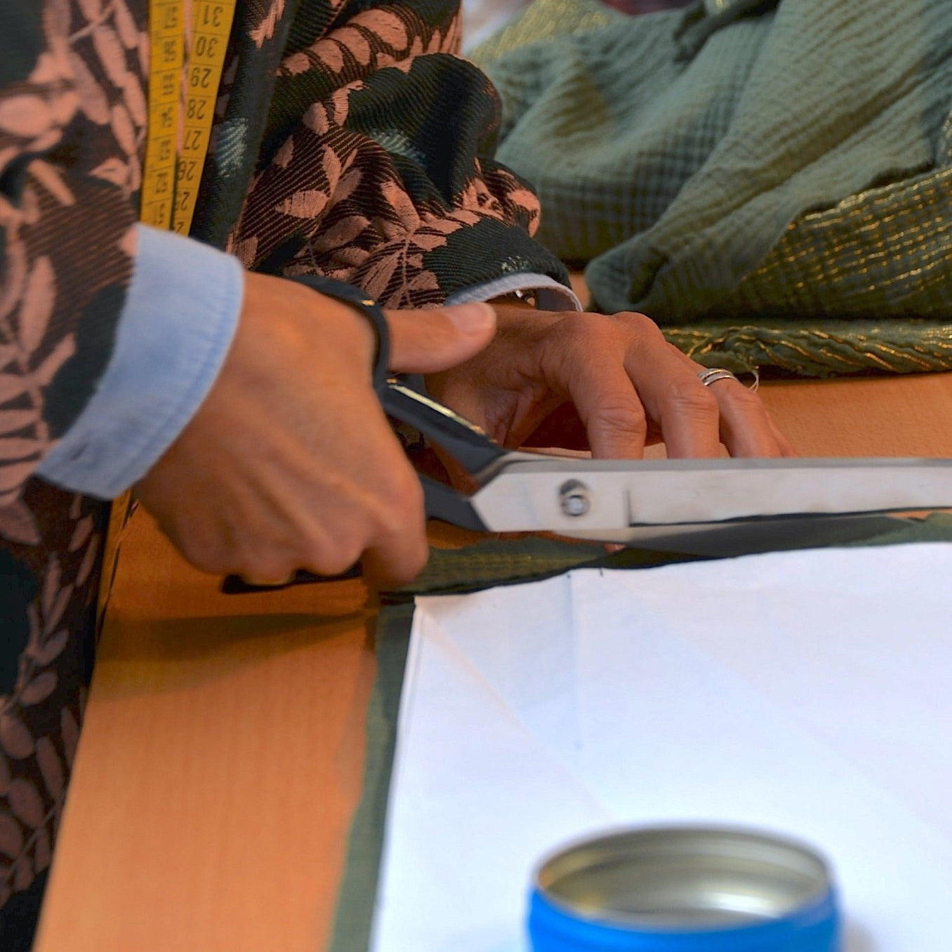 How can independent designers succeed in the fashion industry? - 99things