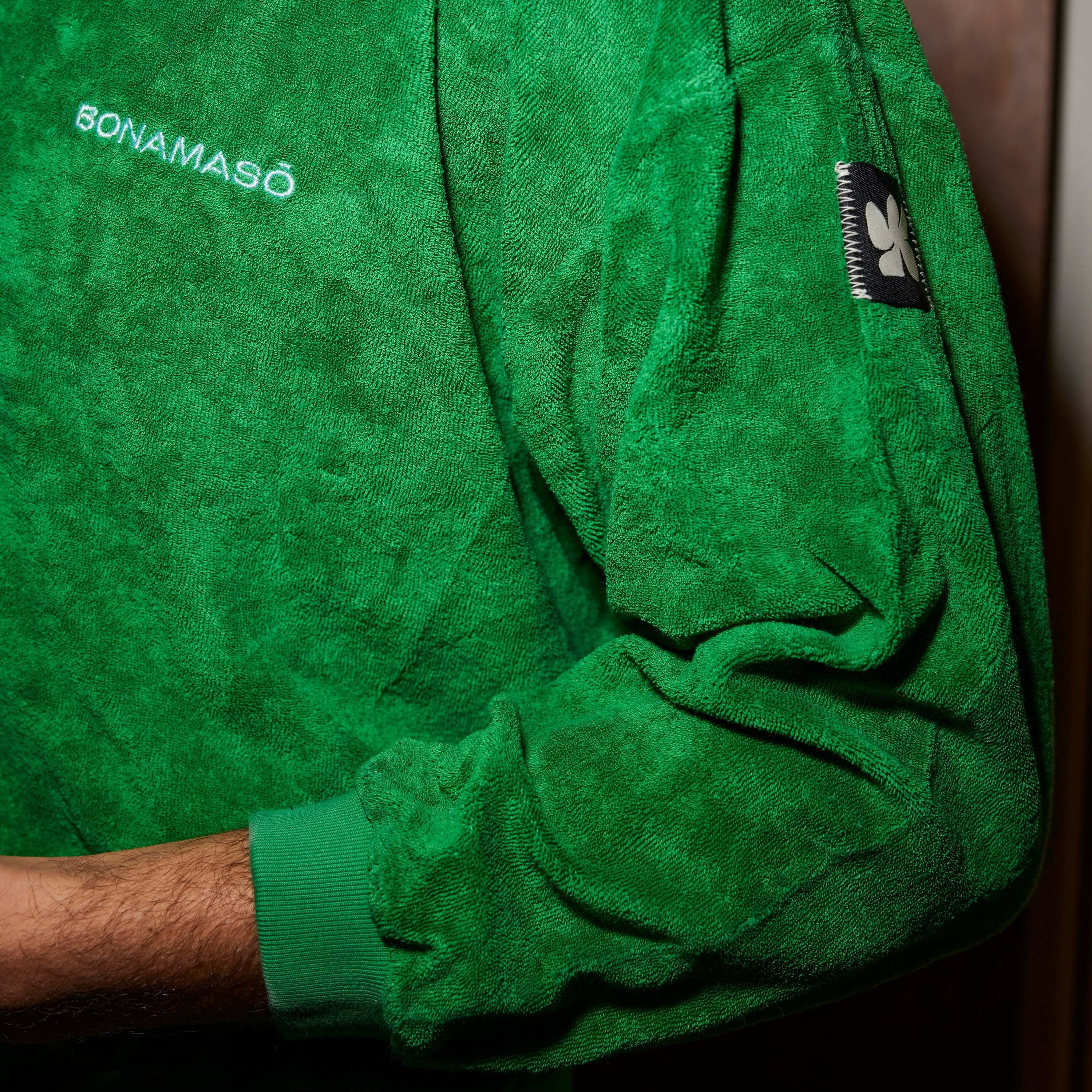 Grüner Frottee-Polopullover