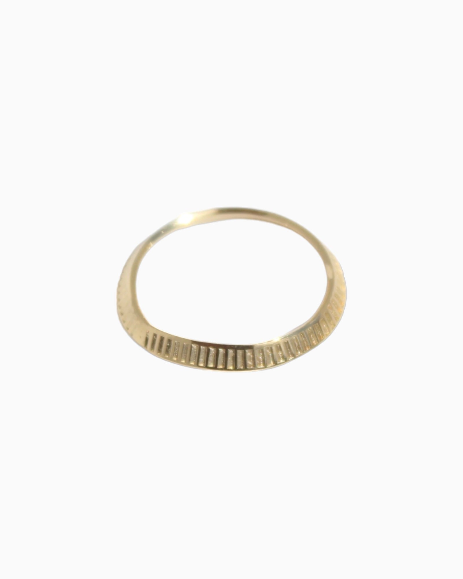 FANN! Handmade Simple gold ring Wavy #02