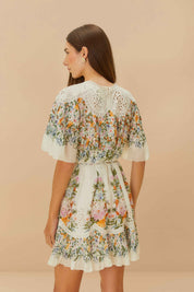 Shop the stunning Farm Rio floral mini dress at 99things.ch—your destination for vibrant, feminine, and trend-setting fashion
