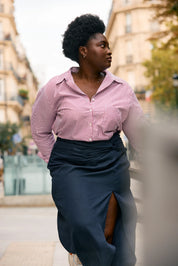 KS Vestiaire intemporel comment porter la jupe longue fendue bleu foncé en tencel 