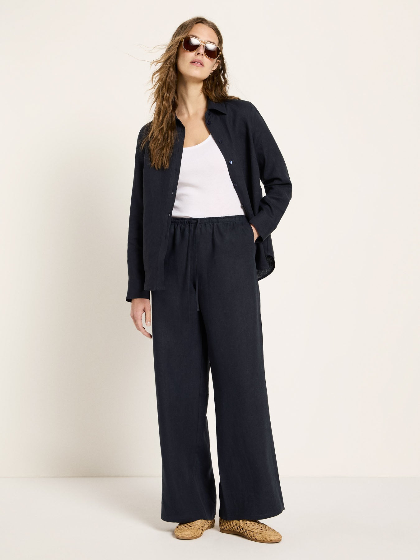 LANIUS Drawstring Trousers (GOTS) in midnight – organic linen, 99things.ch