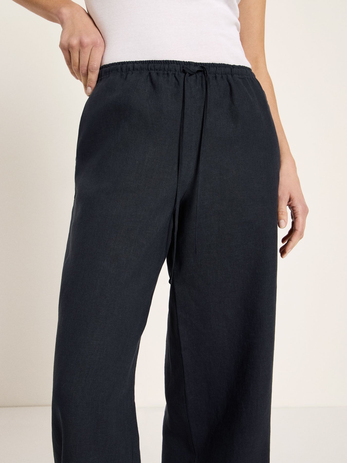 LANIUS Drawstring Trousers (GOTS) in midnight – organic linen, 99things.ch