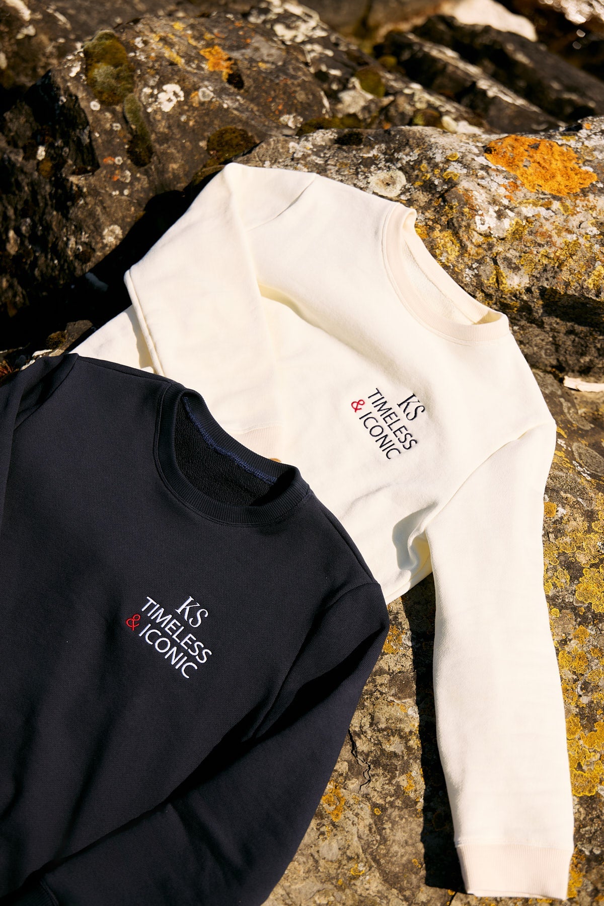 Vicoire Marineblaues Sweatshirt