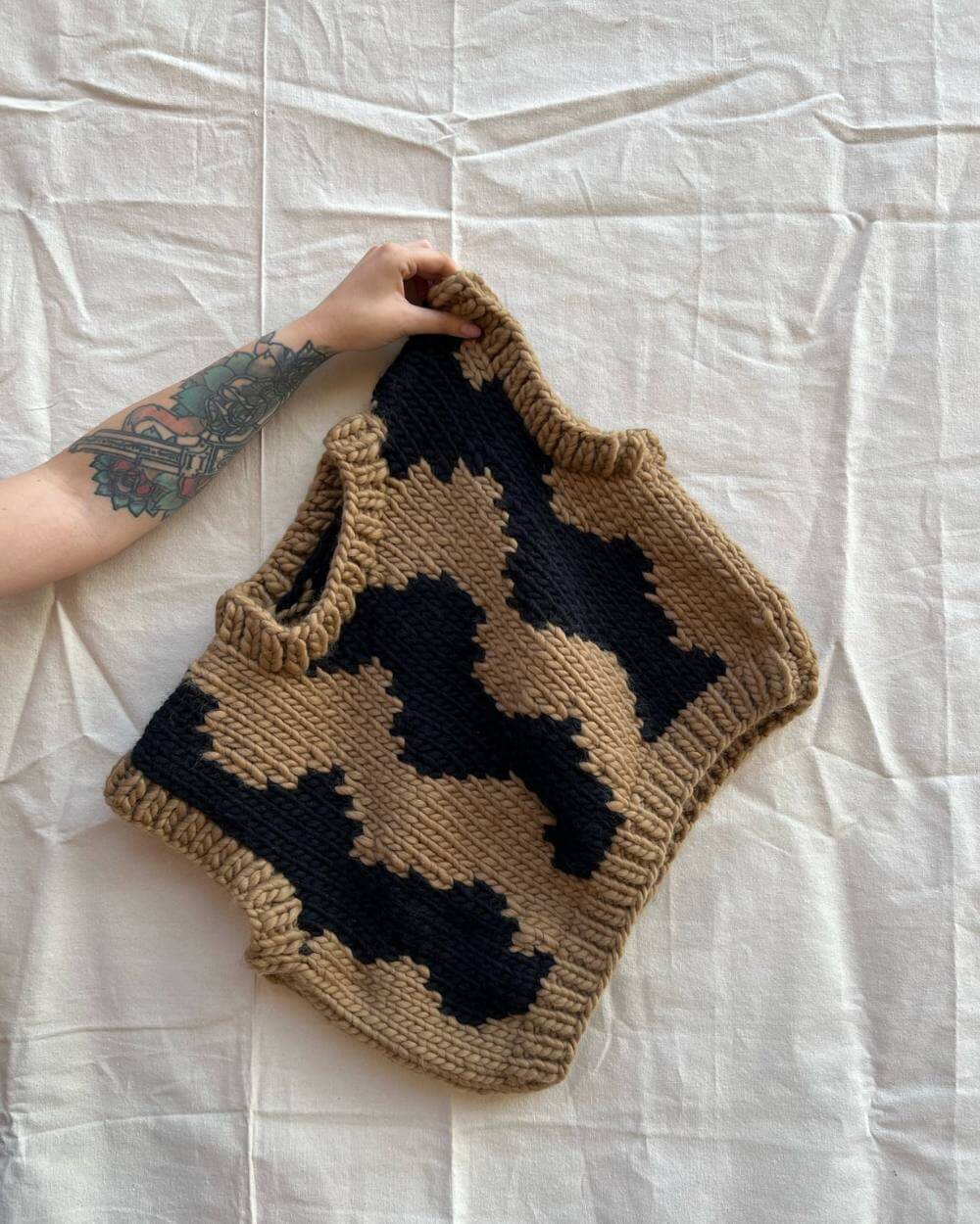 Brown-Knitted-Vest-Hand-Knitted-Alpaca-Wool