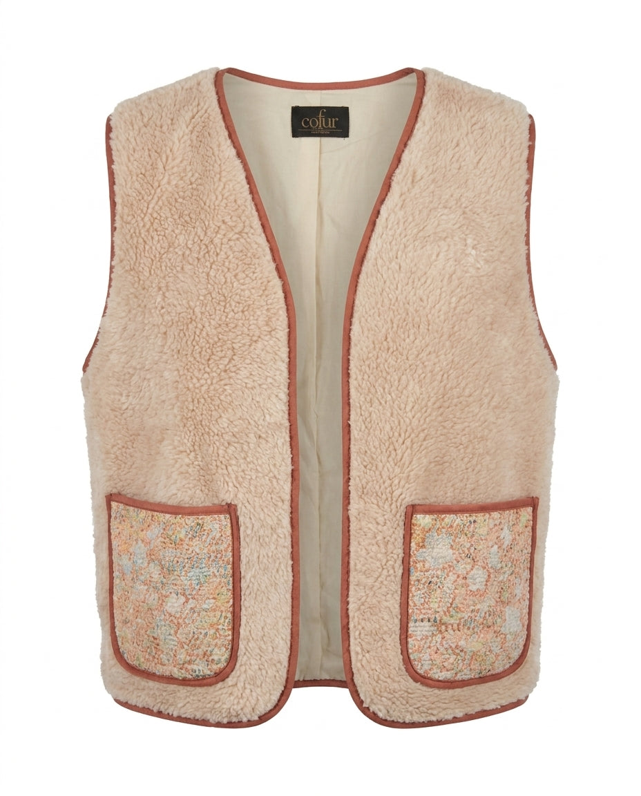 Cofur Kantha Sherpa Gilet – Powder Pink – front view