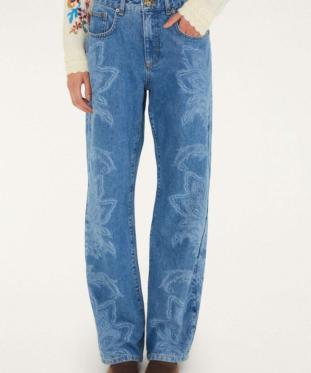 Farm Rio Tapestry Dream denim trousers with laser-engraved leaves and flowers – close-up