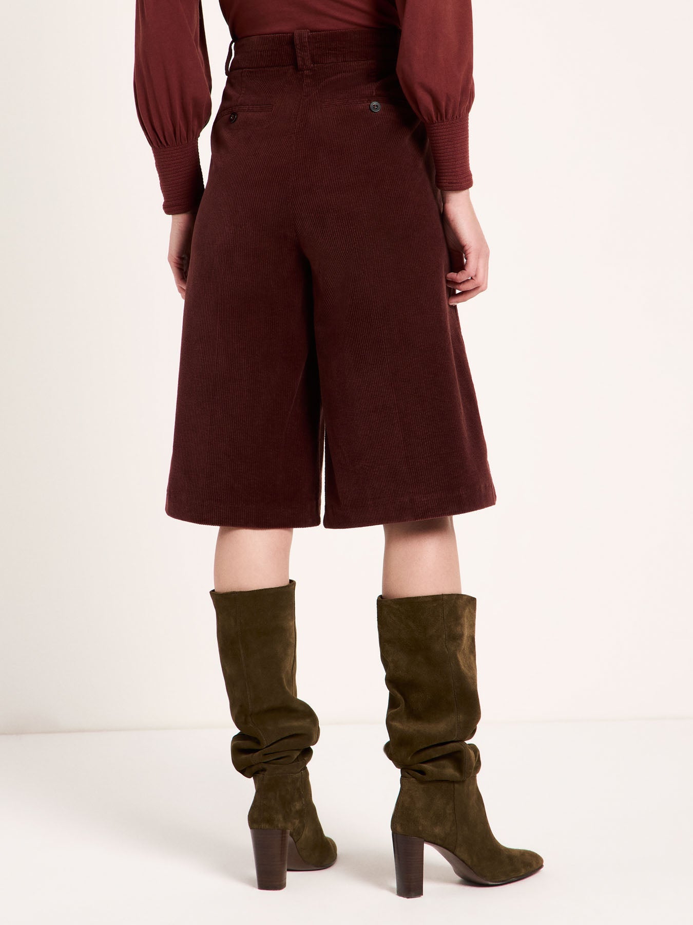 LANIUS chocolate organic cotton corduroy Bermuda shorts, back view