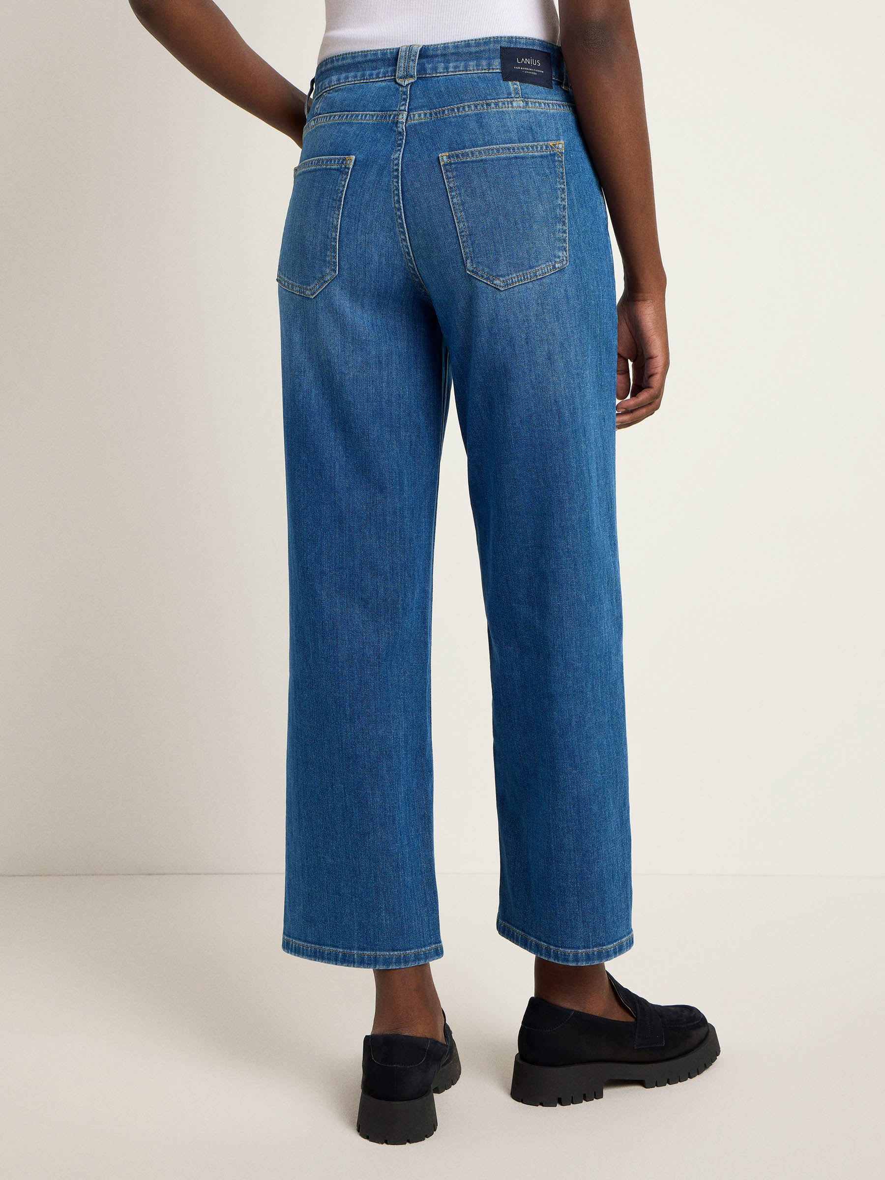 LANIUS relaxed straight jeans in mid blue – back view