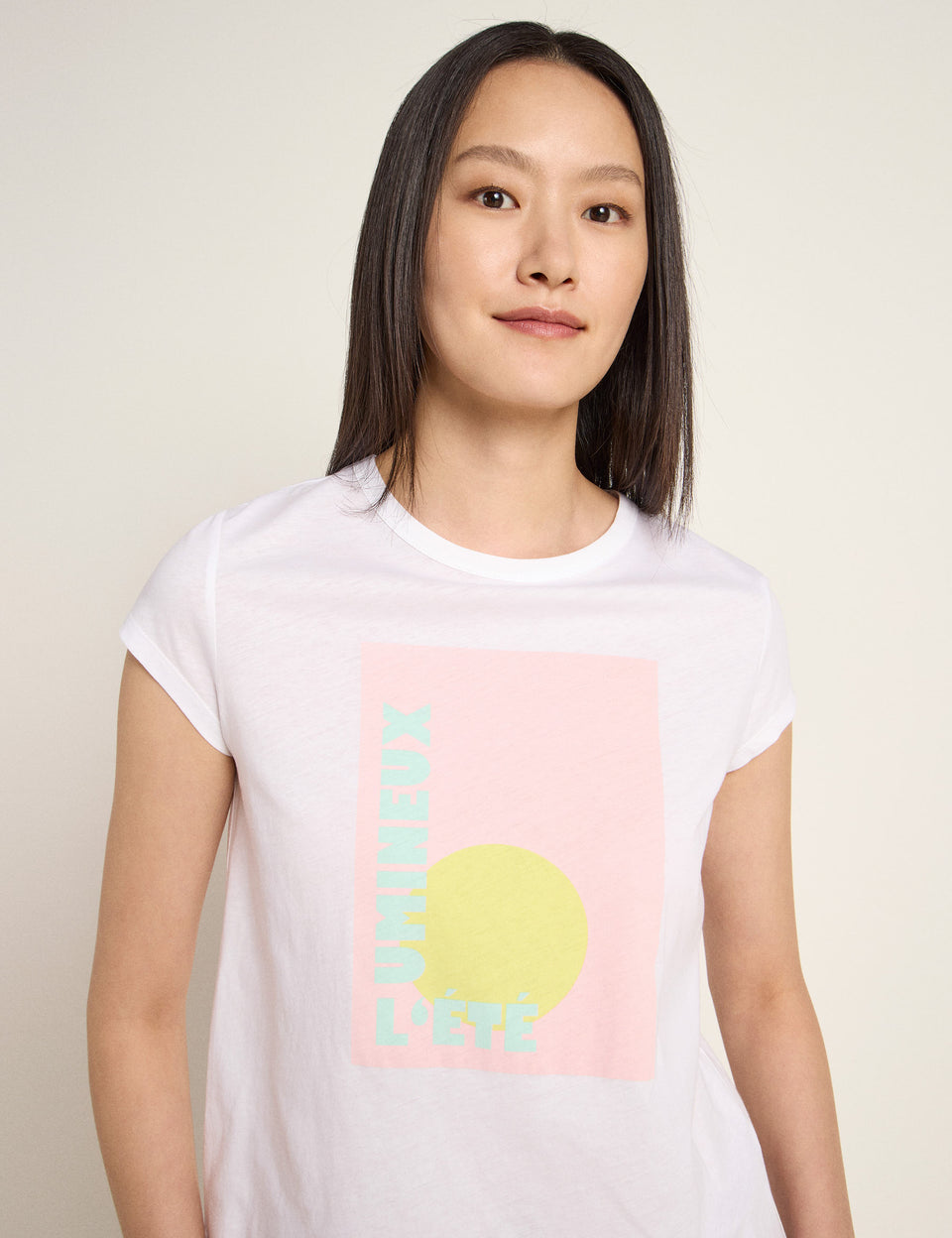 lanius-lumineux-organic-cotton-shirt-worn-up-close-graphic.jpg