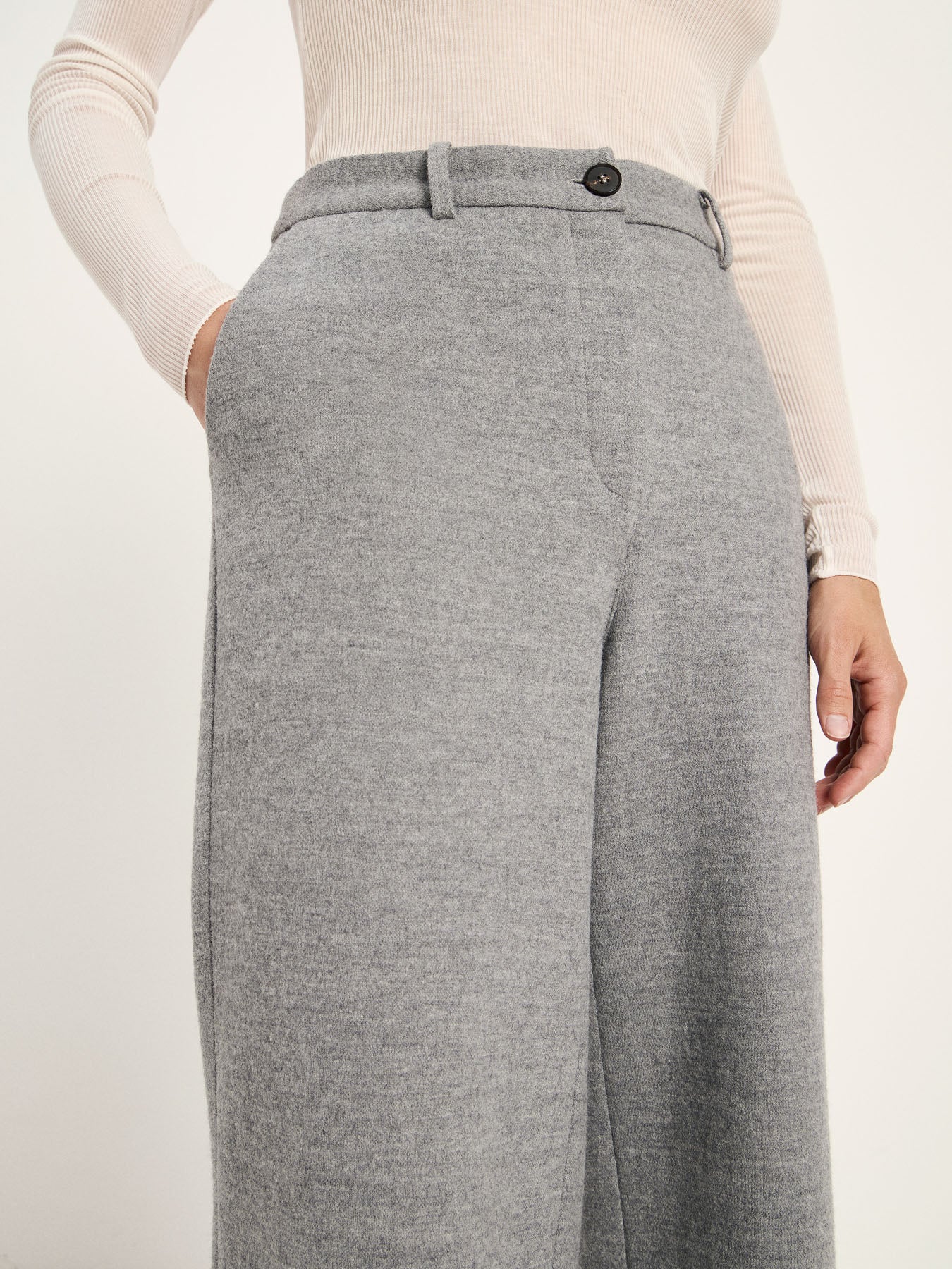 LANIUS Marlene flared trousers in grey melange wool flannel jersey, photo 4