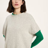 LANIUS knit vest in grey melange – close-up on the model