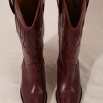 MICUIR Mestizo burgundy cowboy boots seen from above, slightly pointed toe