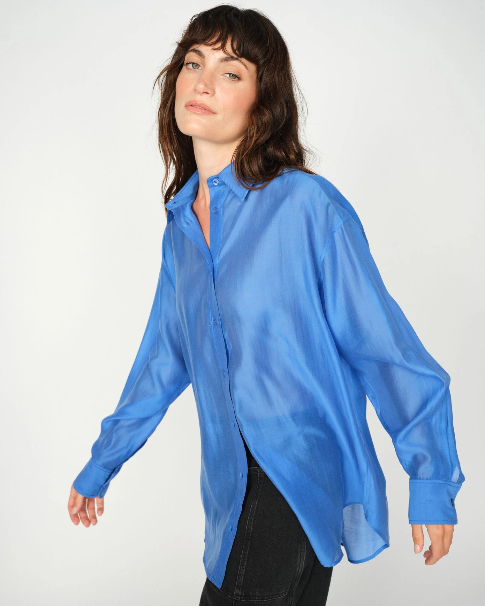 Deep Blue Lolite MMDanika shear shirt, sustainable Tencel Lyocell, relaxed fit. By Mos Mosh.