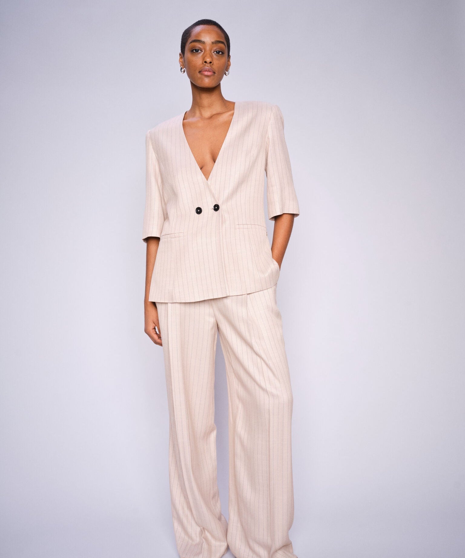 Mos Mosh Issa Inah tailored trousers in sesame – full look