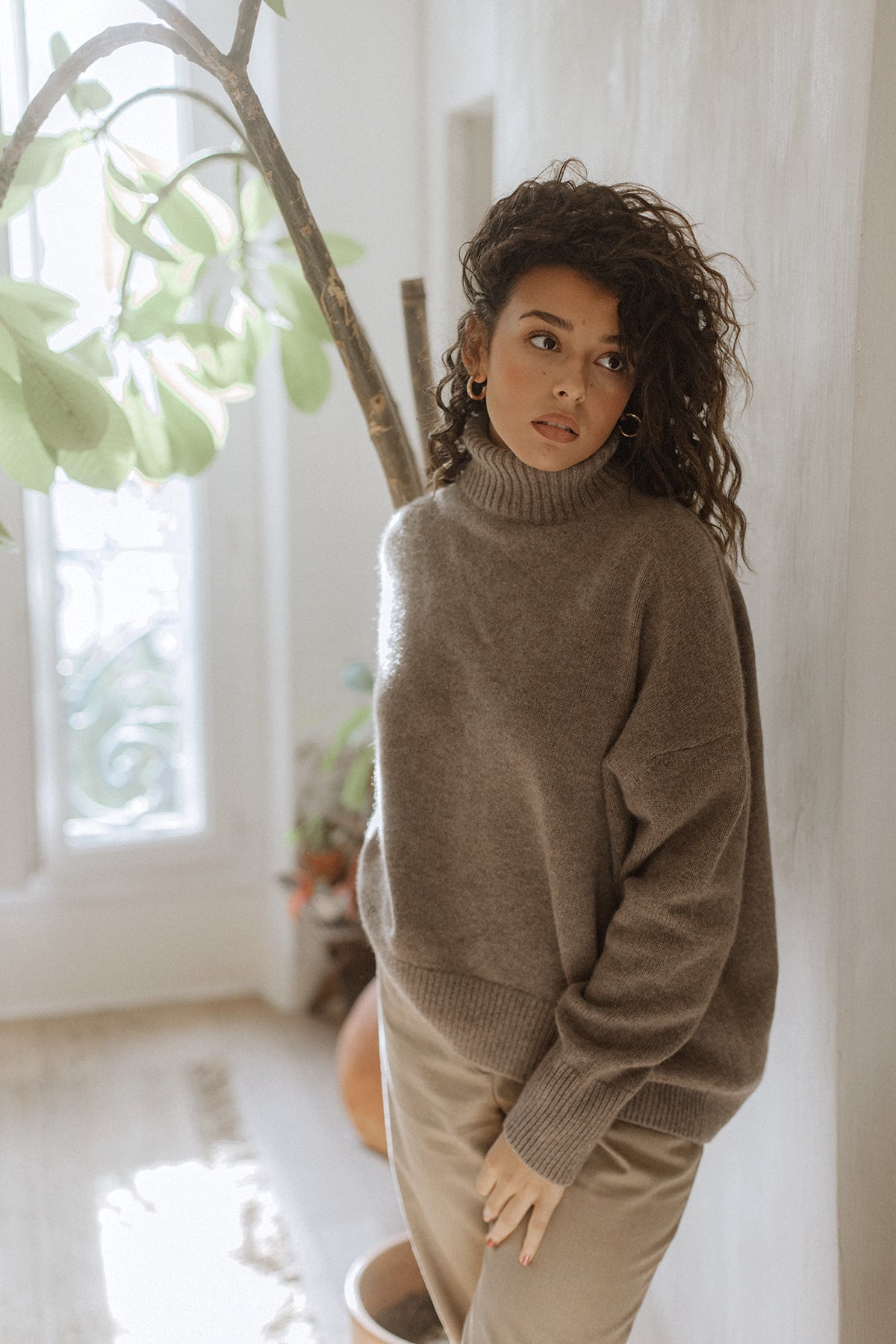 Roll-Neck Jumper – Hot Cappuccino – view 2