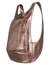  ARSAYO vegan backpack with minimalist design and soft texture