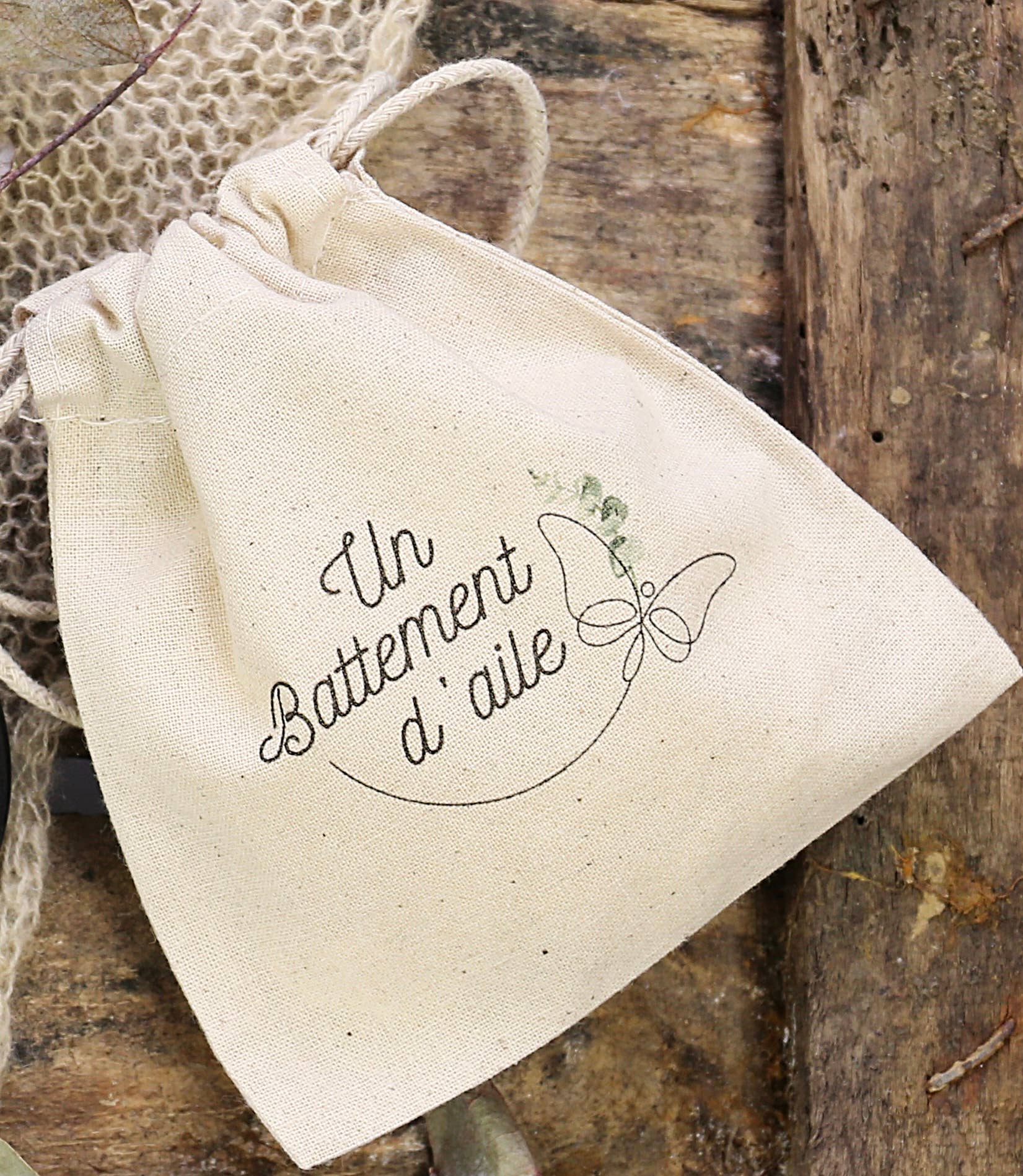 Small organic cotton bag for solid deodorant