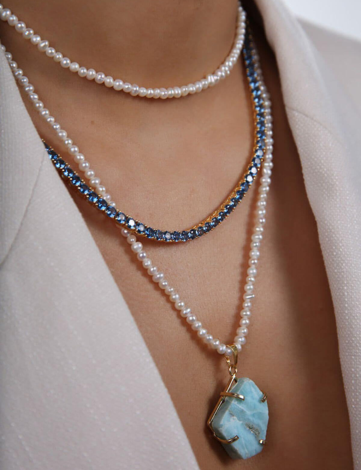 CRYSTAL HAZE - Diva Pearl Necklace