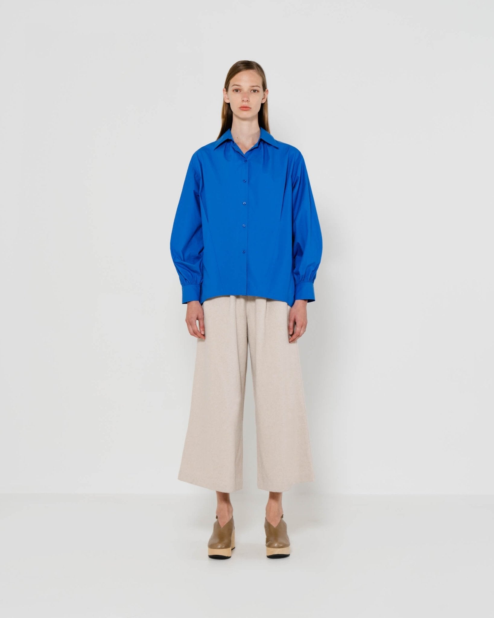 EMIN + PAUL - Pleated back shirt | Cobalt Blue