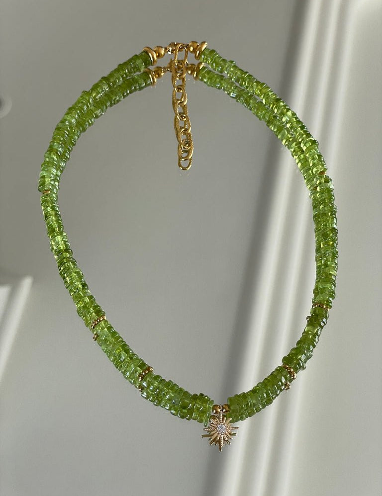 KARMA BY HANNA - Peridot Compass Rose Necklace