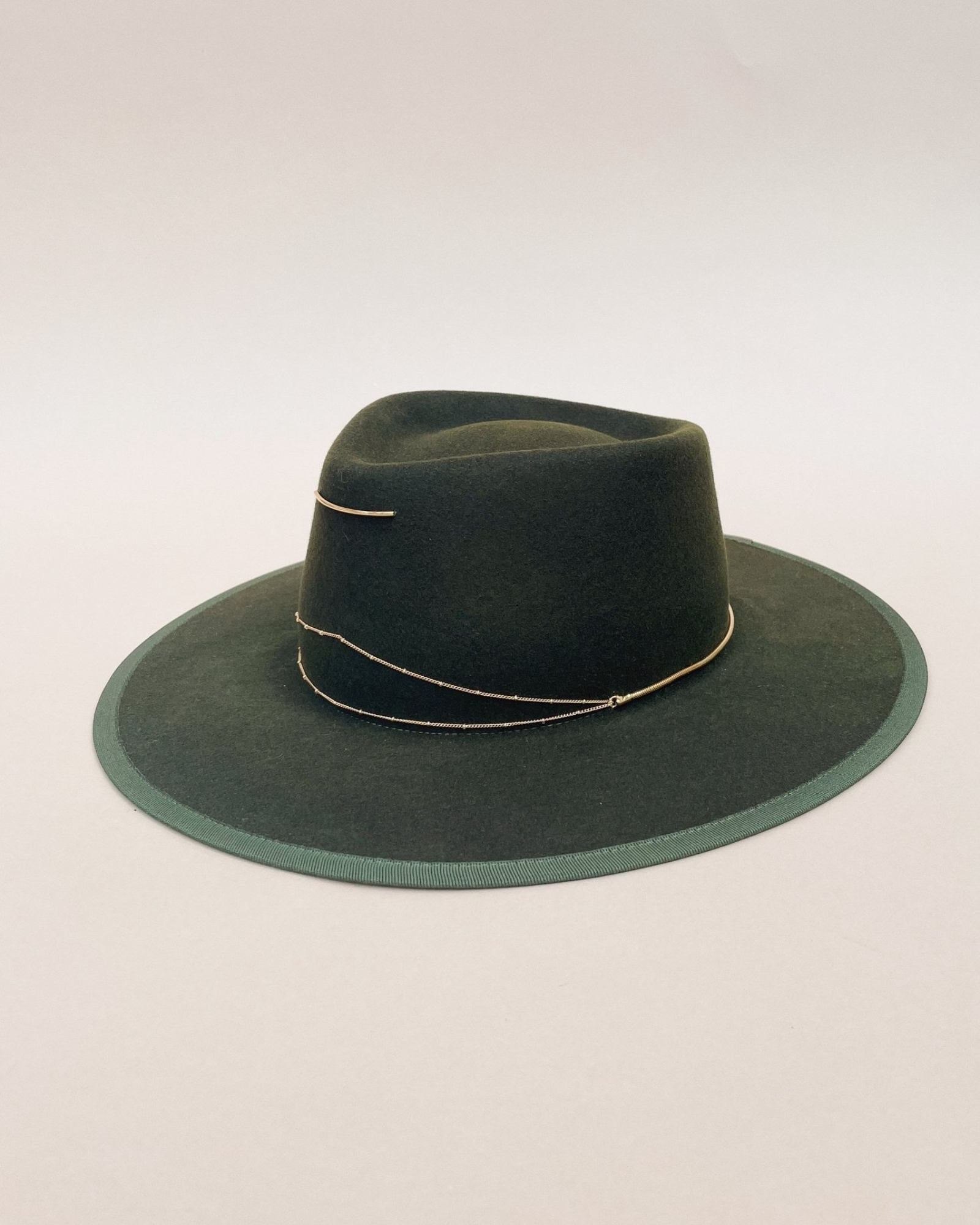 Van Palma ANNA fedora hat in forest green wool felt with gold-plated chain