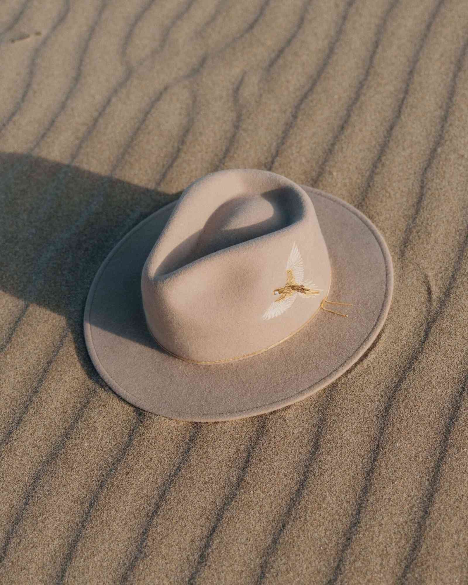 VAN PALMA - DAKOTA Embroidered Fedora | Light Beige